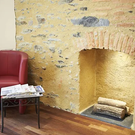 Logis Duquesne Hotel 2*