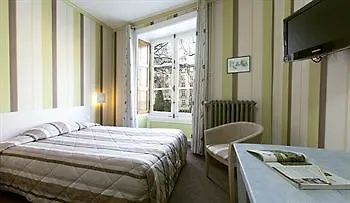 Logis Duquesne Hotel 2*